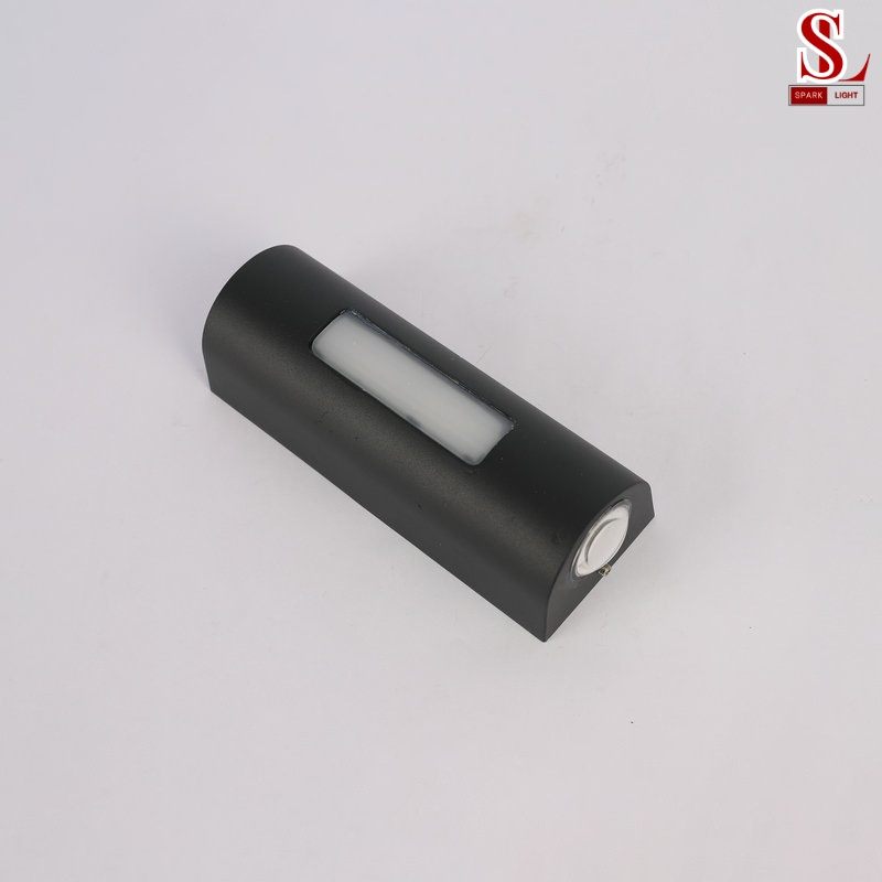 Đèn hắt tường 2 đầu ngoài trời zl1022 Đèn hắt tường 2 đầu ngoài trời zl1022 - Ảnh 4